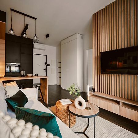 Przytulny Apartament Greenwall Krakow Dış mekan fotoğraf