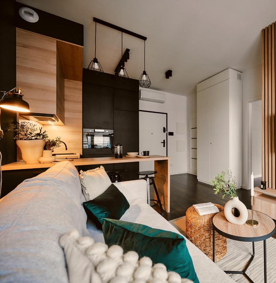 Przytulny Apartament Greenwall Krakow Dış mekan fotoğraf